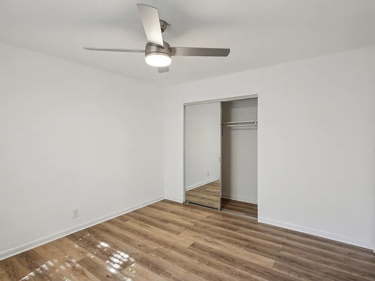 4321 Cole Ave — Photo 11