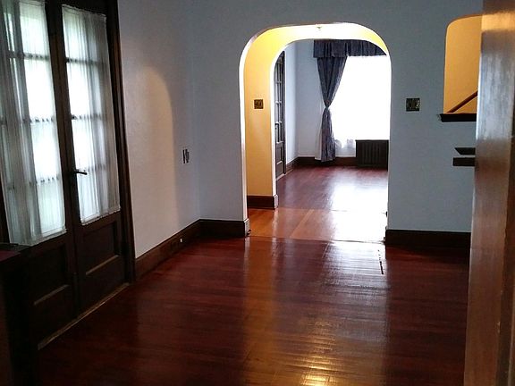 5th image of 1907 Harvard Blvd