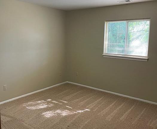 5th image of 45871 Jefferson Ave #1485069