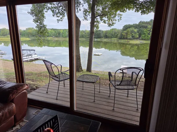 2184 Island Dr, Somerset, WI 54025
