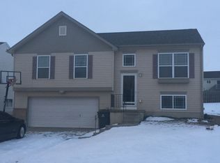 16105 Cottonwood St, Omaha, NE 68136