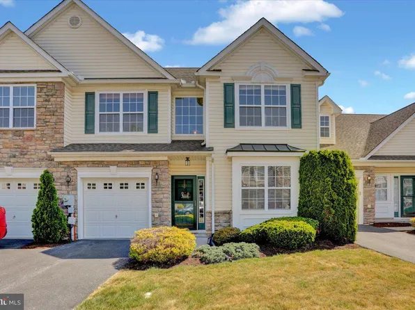123 Village Dr, Blandon, PA 19510