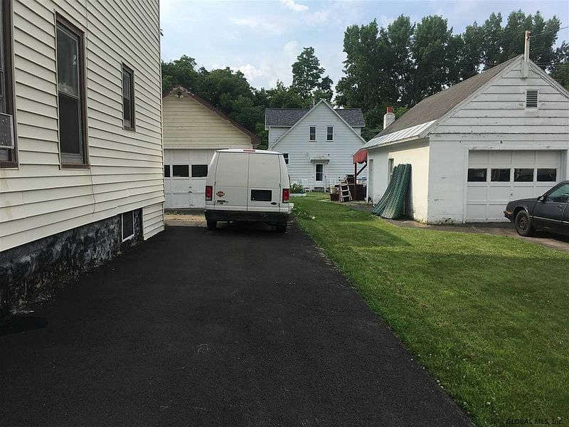 2nd image of 1618-1620 SIXTH Avenue