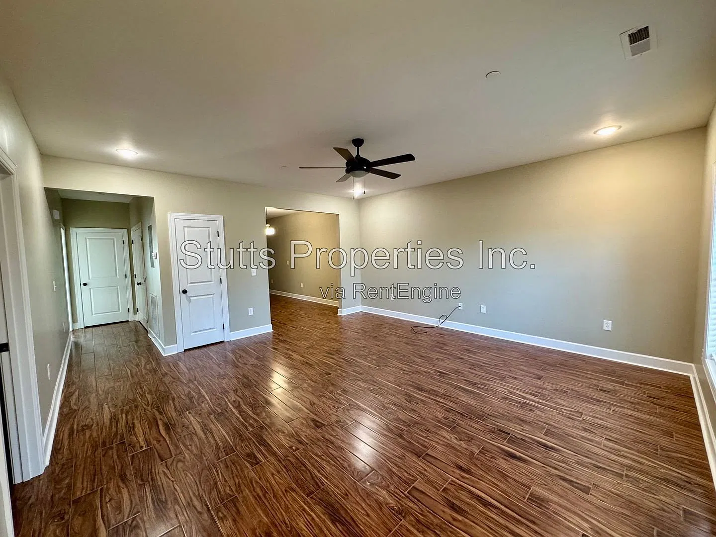 2 bed, 2.0 bath, $995 — Photo 4