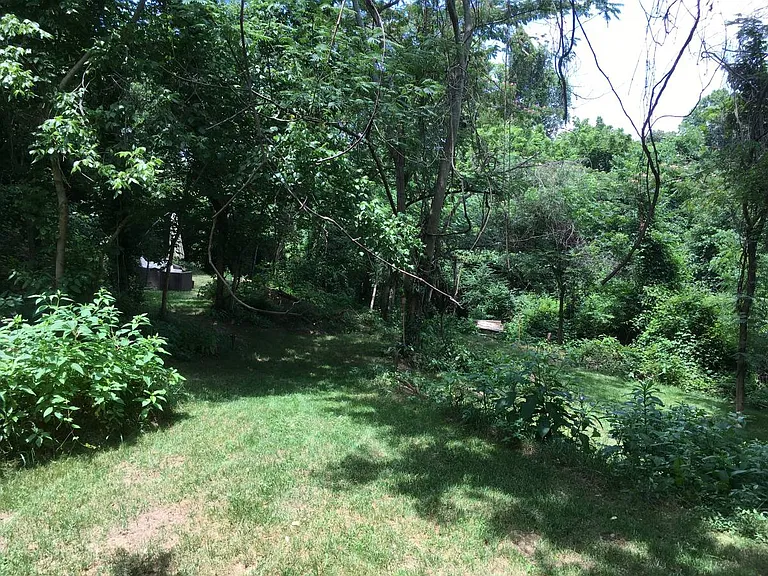 2311 Oak Ct — Photo 9