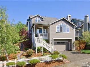 18 Madera Del Presidio Dr, Corte Madera, CA