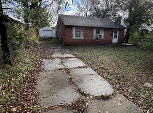 504 E Curtis Dr, Midwest City, OK 73110