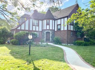 55 Warner Ave, Hempstead, NY 11550