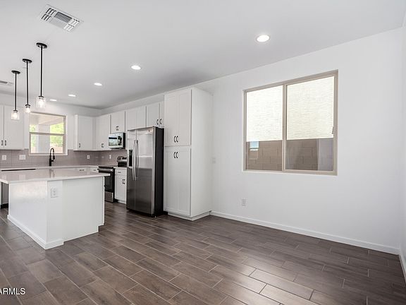 5th image of 11627 W BECK Avenue