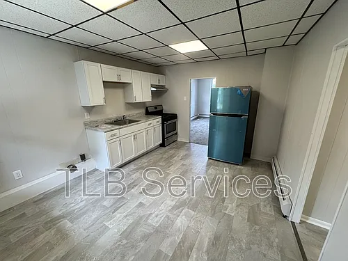 139 Sand St #A Photo 1 139 Sand St #A Photo 1