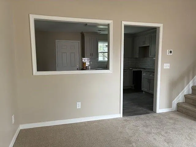 3 bed, 2.0 bath, 1516 sqft, $2,520 — Photo 4