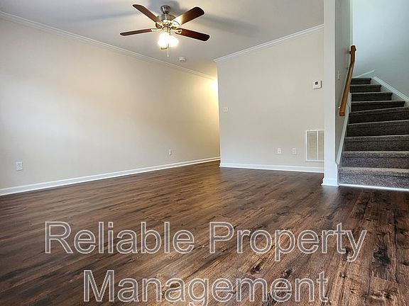 3rd image of 137 Park Place Dr