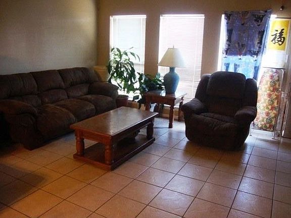 4th image of 1412 Stone Canyon Way