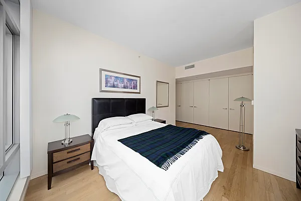 Rented by Douglas Elliman | media 41