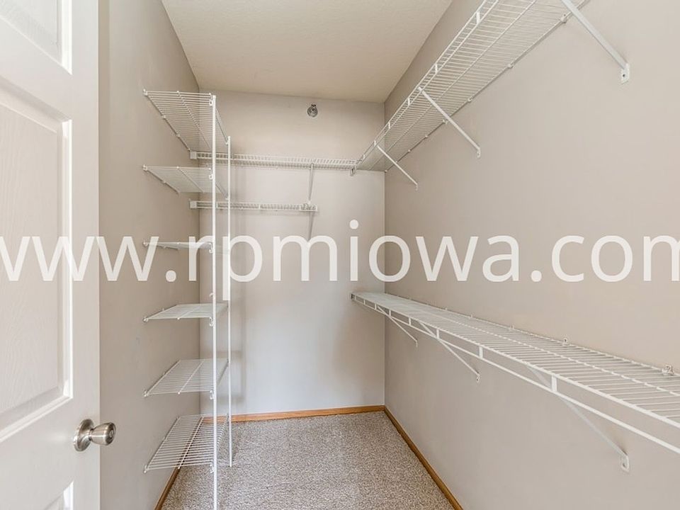1st image of 1845 SW White Birch Cir