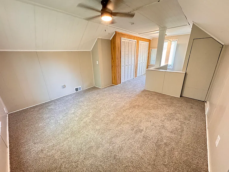 407 Roth Blvd — Photo 17