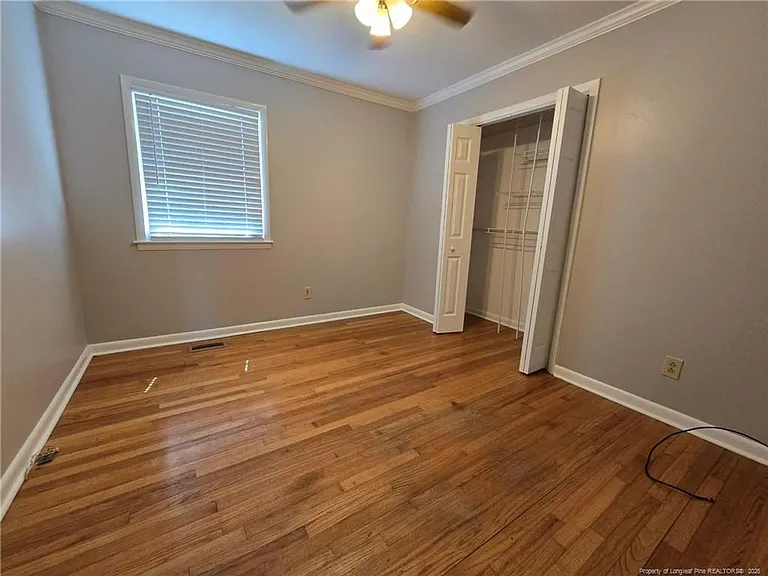 5410 Laramie Ct — Photo 13