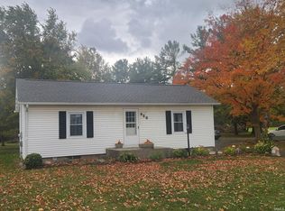 426 Mill St, Churubusco, IN 46723