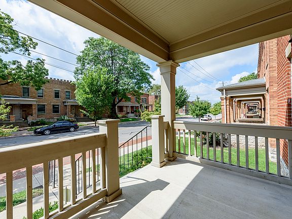 Grant Commons Porch