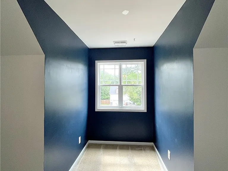 675 Omaha Dr — Photo 24