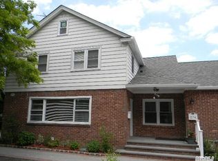 276 Forest Ave, Locust Valley, NY 11560