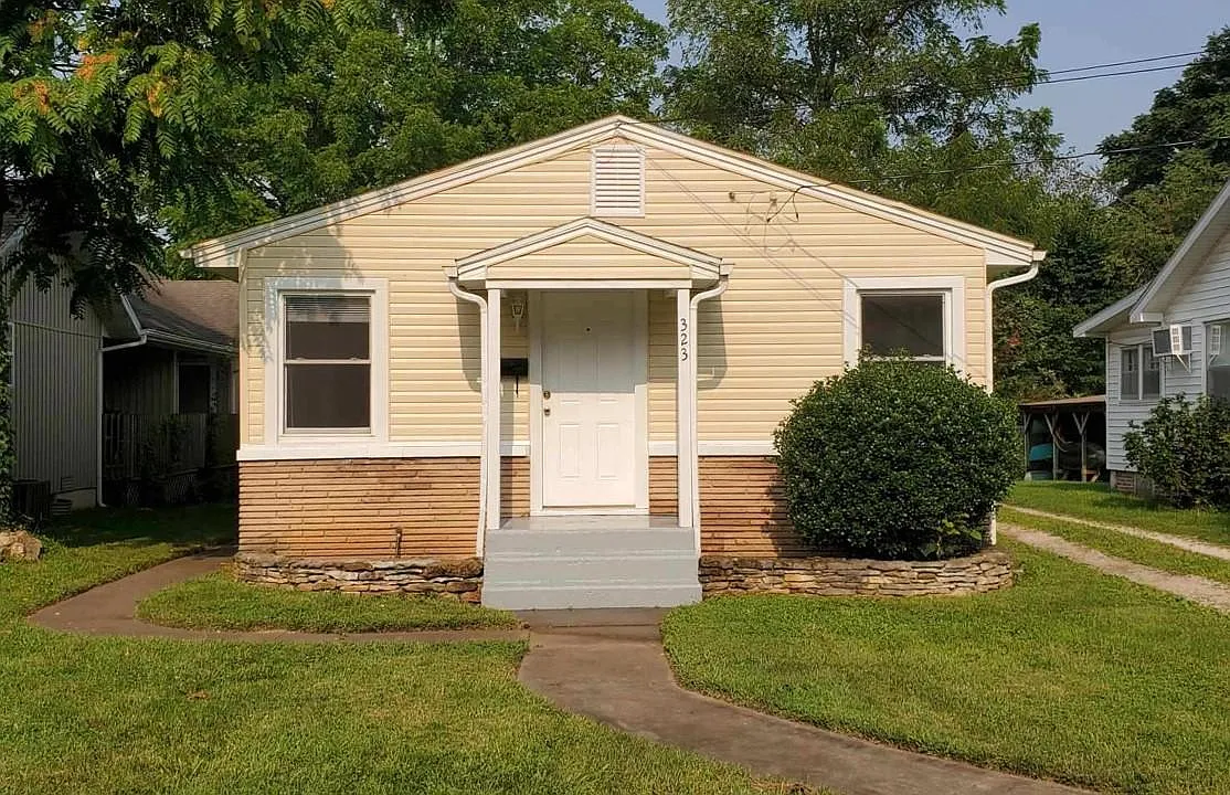 2 bed, 767 sqft, $950 — Photo 1