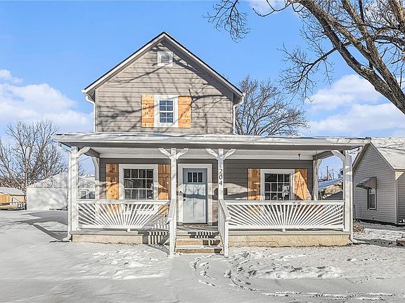 2nd image of 204 Brown Ave