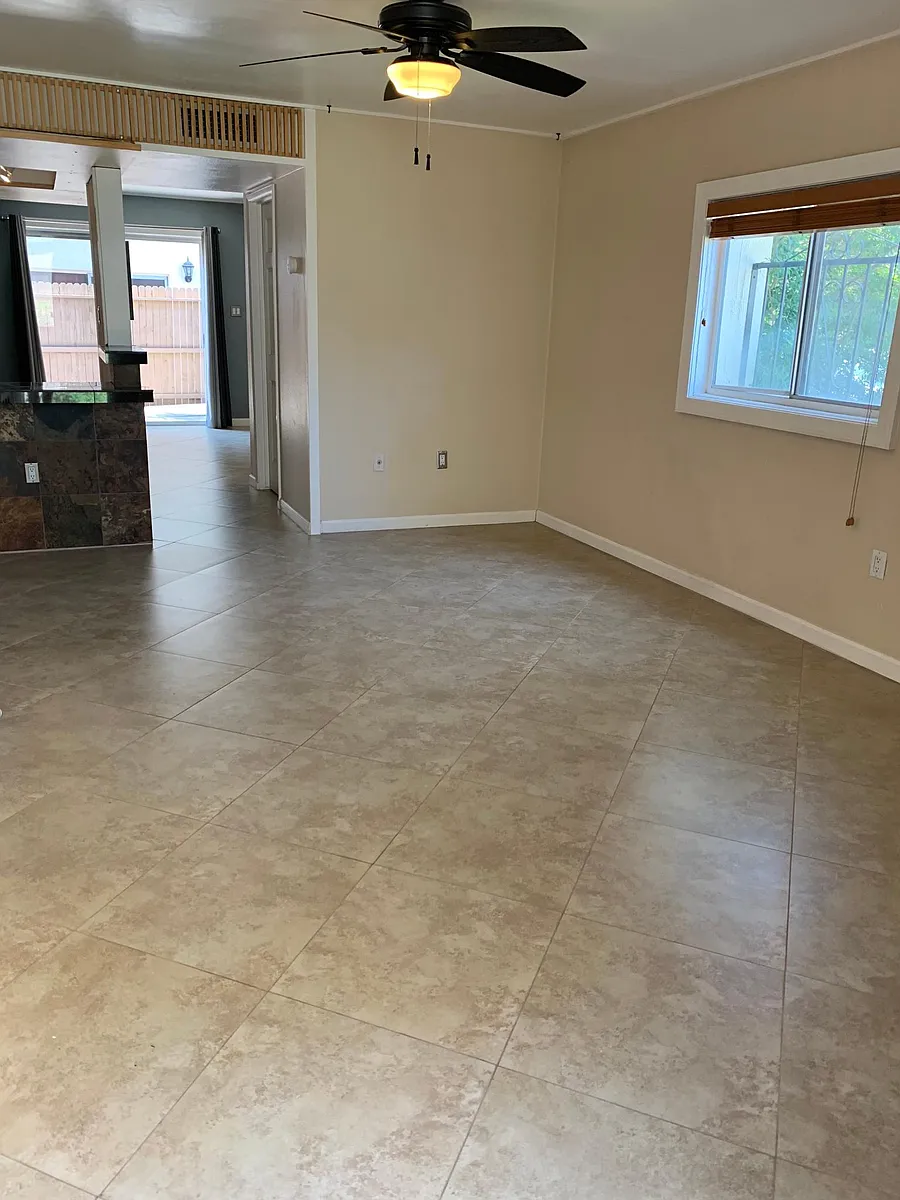 Living room - 3701 E Monterosa St #10