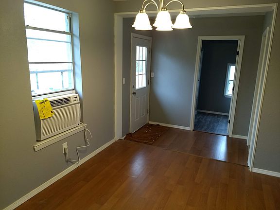 4th image of 609 NE 7th St