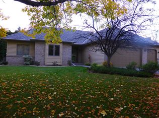 4651 Stoddart Ln, Saint Paul, MN 55127