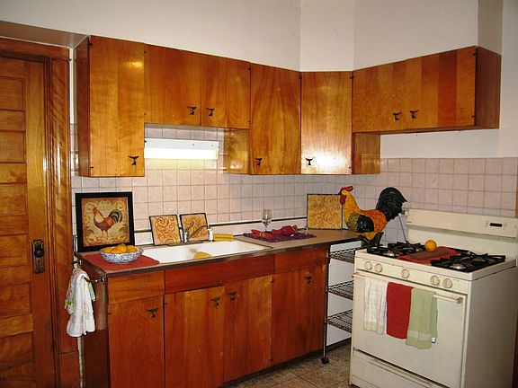 Kitchen 1