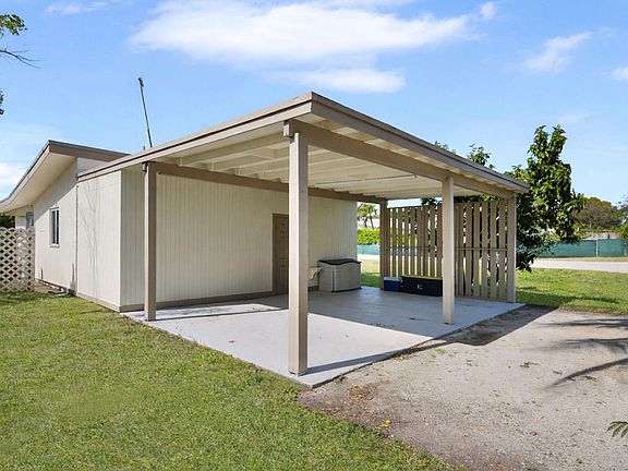 5th image of 62 Silver Springs Dr