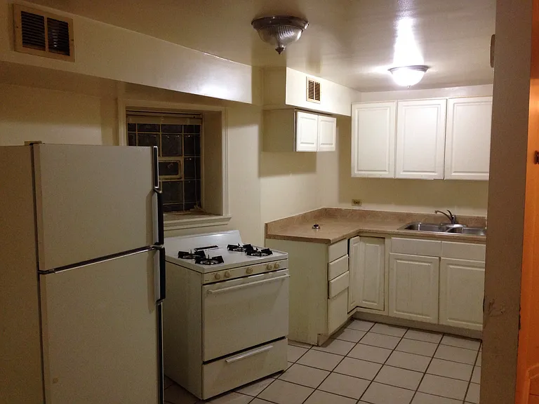 7606 S Union Ave #G — Photo 6