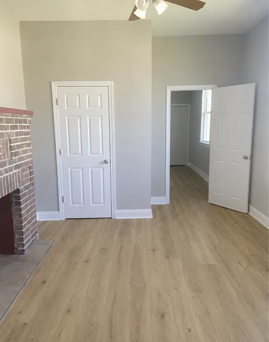 3 bed, 1100 sqft, $1,650 — Photo 3