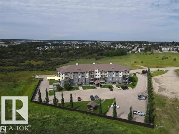 5201 Brougham Dr #302, Drayton Valley, AB T7A 0C8