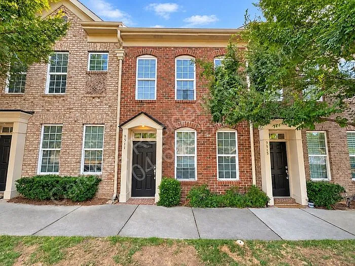 2 bed, 2.5 bath, 1174 sqft, $1,850 — Photo 1