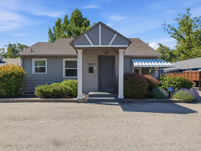 3009 W Overland Rd #1 — Photo 1