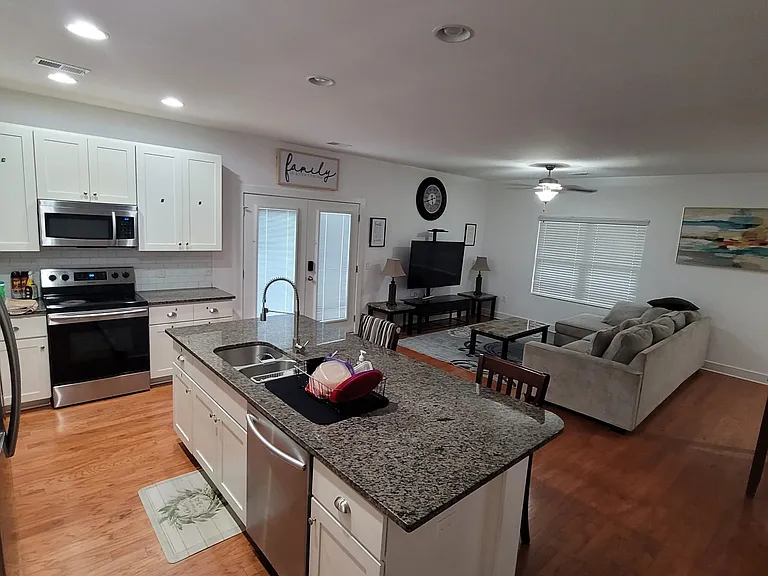 8180 S Antler Dr — Photo 1