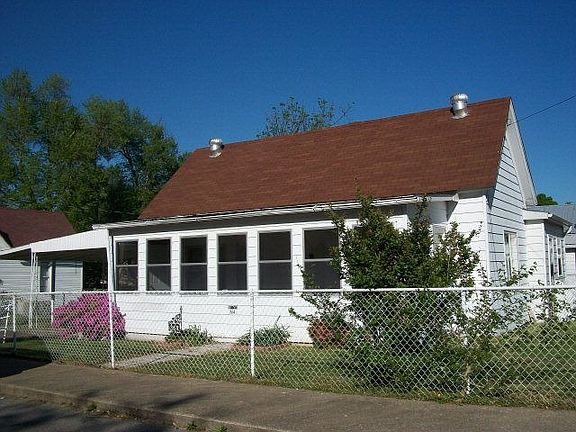 2nd image of 364 Lawrence St