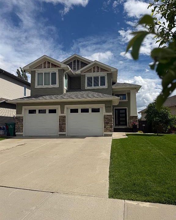 1st image of 1656 NE Coalbanks Blvd W