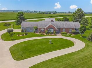 8062 Howe Rd, Lexington, MO 64067