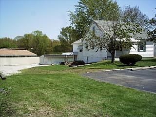 1st image of 4581 Elyria Ave