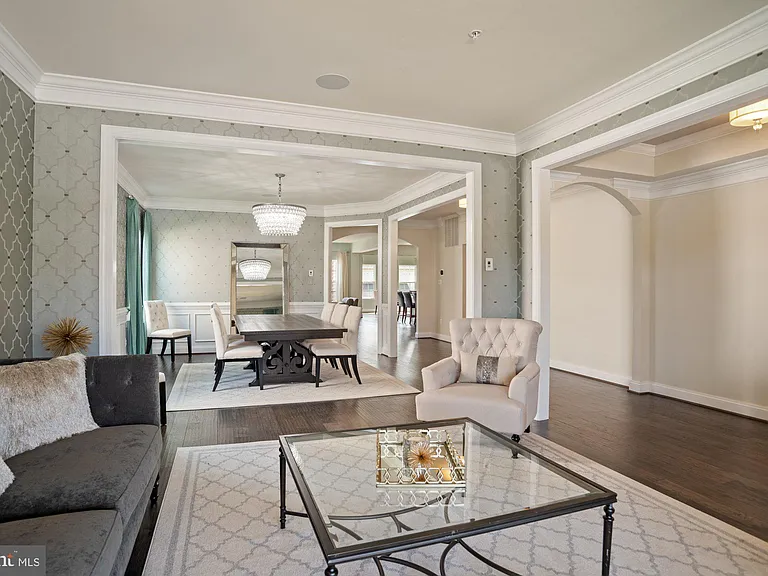 14202 Bentley Park Dr — Photo 4