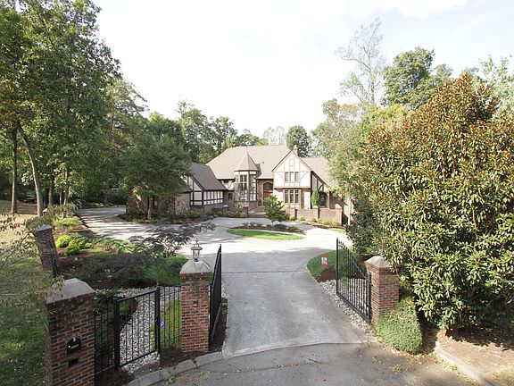 2nd image of 7340 Misty Meadow Pl