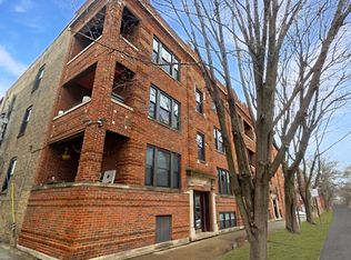 2546 W Leland Ave #2, Chicago, IL 60625