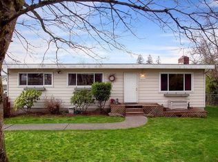 20524 Damson Rd, Lynnwood, WA 98036