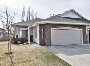 140 N Fairmont Rd S #9, Lethbridge, AB T1K5P8