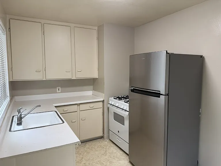 1749 Hester Ave #3 — Photo 5