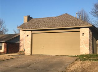 909 S Lions Ave, Broken Arrow, OK 74012