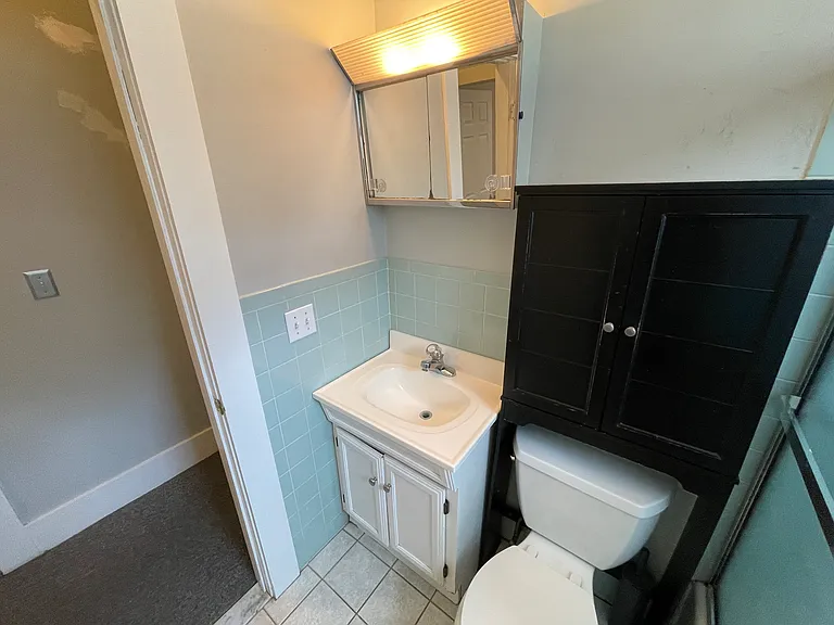 172 Foster St #1 — Photo 12